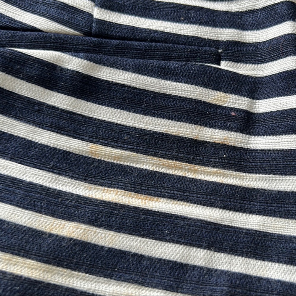 J. Crew • Nautical Navy & White Stripe Shorts • Size 6 - Picture 4 of 5